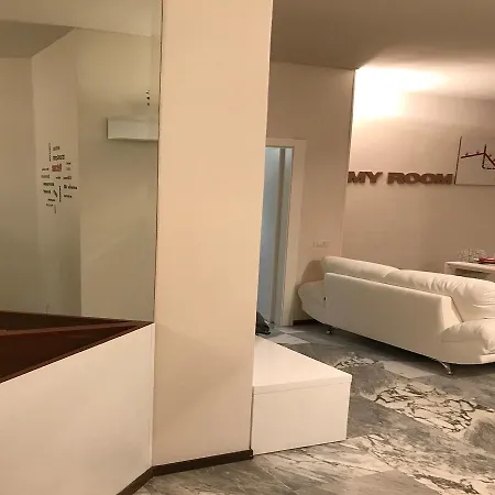 Myroom In Town ゲストハウス ベルガモ