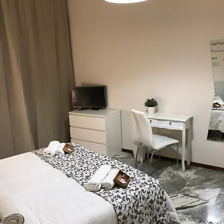 Myroom In Town ゲストハウス ベルガモ