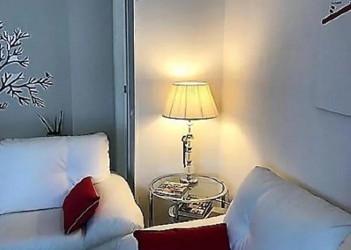 Πανσιόν Myroom In Town 3*